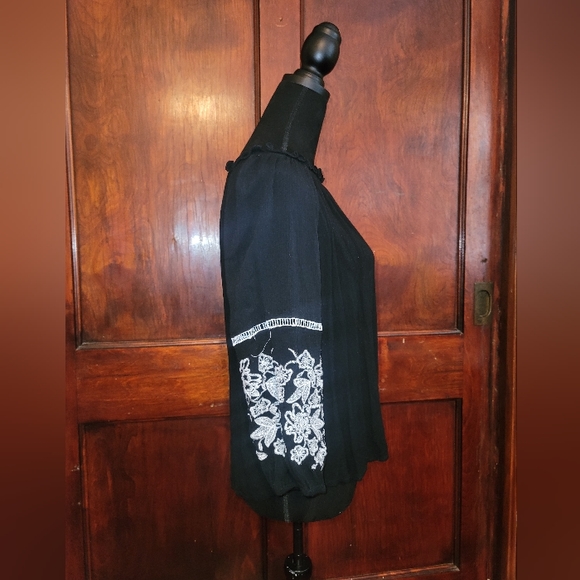 Women's Blouse size m - Picture 4 of 6